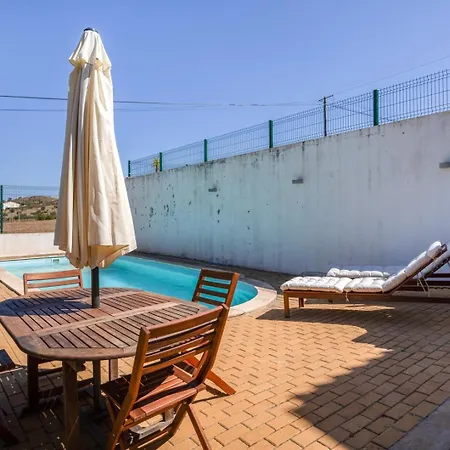 بيت ضيافة Tac - W/ Pool كاسترو ماريم